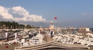 Antalya'da hortum: 6 turist yaralı