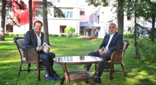 Bakan Ersoy, ''Turizmde hedefleri revize ettik''