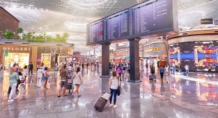 İstanbul havalimanlarından rekor geldi