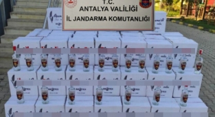 Otele kaçak içki operasyonu