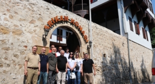 Turizmcilerden ilçelere tanıtım gezisi