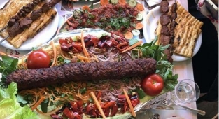 Yerli de yabancı da kebabı tercih ediyor!