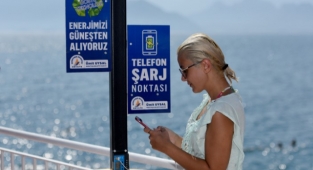 Mavi bayraklı plajlara çevre dostu enerji