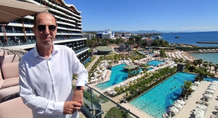 Havuzlu odaları olan otel