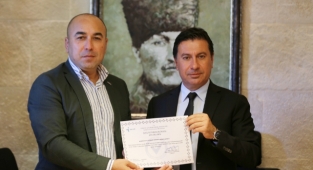 Turizm sektöründe 1.6 milyon kişi çalışıyor