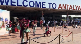 Turistlerin yüzde 85'i bir tur operatörü ile geldi