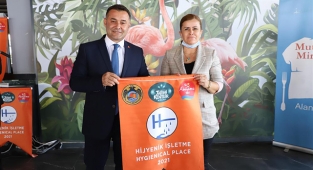 Turuncu Bayrak ödülleri sahiplerini buldu