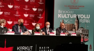 Ersoy, ''Filmlerimiz 152 ülkeye ihraç ediliyor''