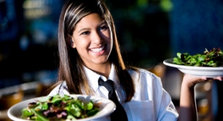 Güven endeksi hizmet sektöründe düştü