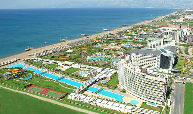 Kundu'daki otelinin kira sözleşmesini uzattı