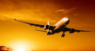 Fas, uçak seferlerini durdurma kararını uzattı