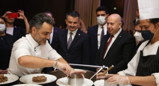 Türk lezzetleri Dubai'de tanıtıldı