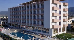 Kuşadası'nda icradan satılık otel