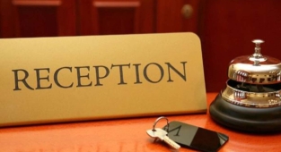 Kendisini uyaran otel işletmecisini öldürdü