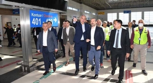 Bakan Ersoy Antalya Havaalanı'nda inceleme yaptı