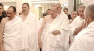 Cumhurbaşkanı Erdoğan, Umre yaptı