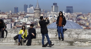 En çok turist İran'dan gelirken, Rus turist sayısı düştü