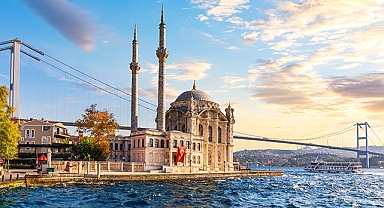95 farklı ülkeden çok sayıda turisti Türkiye'ye getirdi