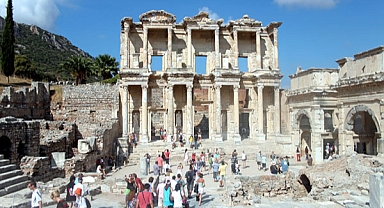 İzmir turizmi 4 ayda 3 kat büyüdü
