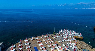 Türkiye'nin 'mavi bayrak' şampiyonu Antalya