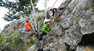 Yerli ve yabancı turistlerin akınına uğruyor