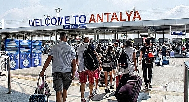 Antalya'yı ziyaret eden turist sayısı 6 milyonu geçti 