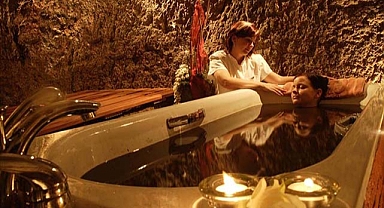 Azerbaycan doğal yeraltı kaynaklarıyla şifa dağıtıyor