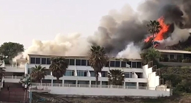 Yanmış otelden oda sattılar