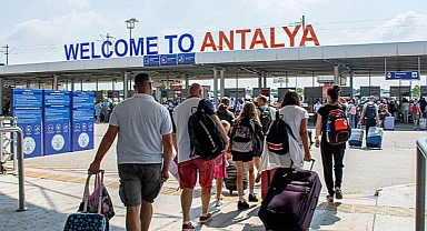 Antalya'ya gelen turist sayısı 7 milyonu geçti
