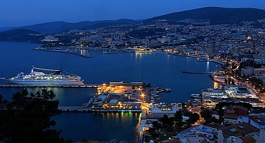 Kuşadası açıklarında deprem