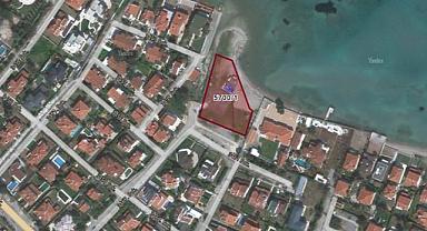Çeşme'de 120 milyon liraya denize sıfır satılık arsa