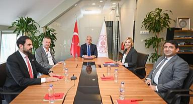 TÜROB Heyeti Bakan Ersoy ile görüştü