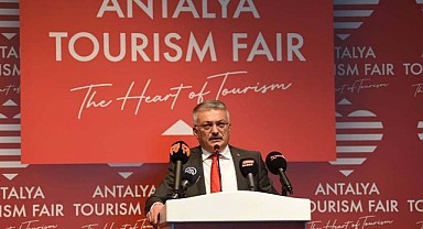 Antalya'ya gelen turist sayısını açıkladı
