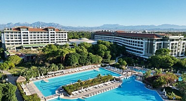 Otel çalışanlarının yabancı dil tazminatını artırdı