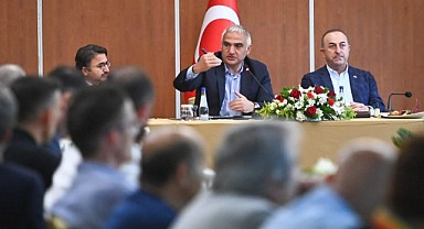 Turizmciler bakanlarla bir araya geldi