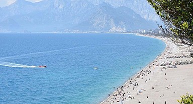 Antalya'ya gelen turist sayısı 5 milyonu aştı