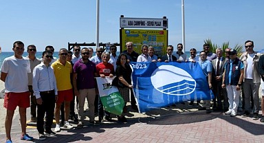 Kuşadası'nda mavi bayraklar göndere çekildi