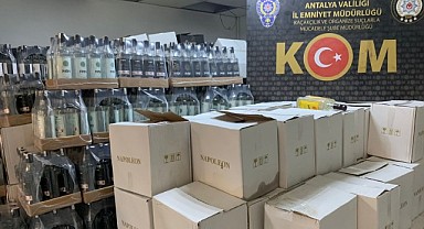 Otelde kaçak içki ele geçirildi