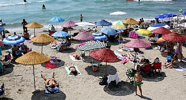 Kuşadası tatilde 2 milyon ziyaretçiyi ağırladı