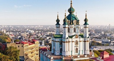 Ukrayna, Noel tatilini de Rusya'dan ayırdı