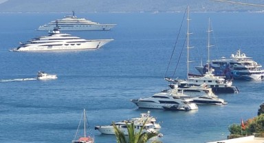 Dünya zenginlerinin yatları Bodrum'da