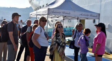 Amasra'ya kruvaziyer ile 16 bin Rus turist geldi