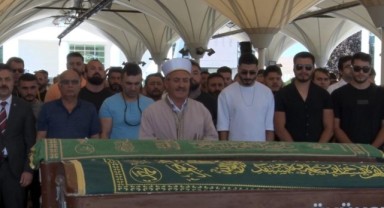 Antrenör otelde ölü bulundu