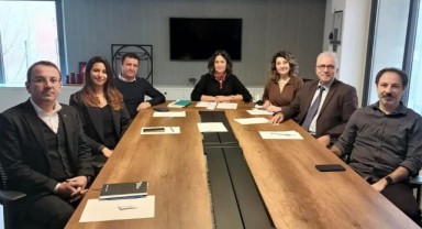 Mimarlar tur şirketi tarafından dolandırıldı