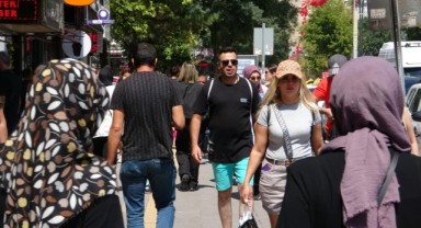 Van'a 6 ayda 200 bin İranlı turist geldi