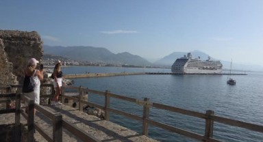 Alanya'ya ABD'li turist akını