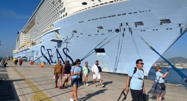 Bodrum'a 4 bin 207 yolcuyla geldi