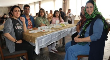 İranlı turistler; ''Savaş istemiyoruz''