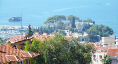 Kuşadası'nın tarihi oteli ''Kısmet'' yıkıldı