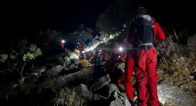 Likya yolunda mahsur kalan 2 Rus turist kurtarıldı